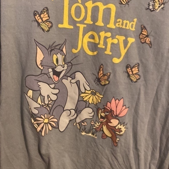 Tom and Jerry butterfly long sleeved shirt - Picture 4 of 5